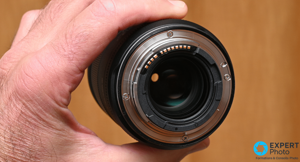 Canon RF 35mm f/1.4L VCM fixation