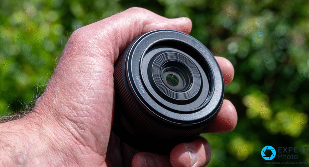 NIKON Z DX 24mm f/1.7