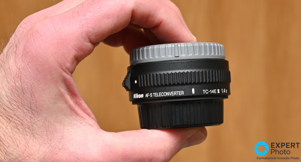 Nikon TC-14E III caractéristiques
