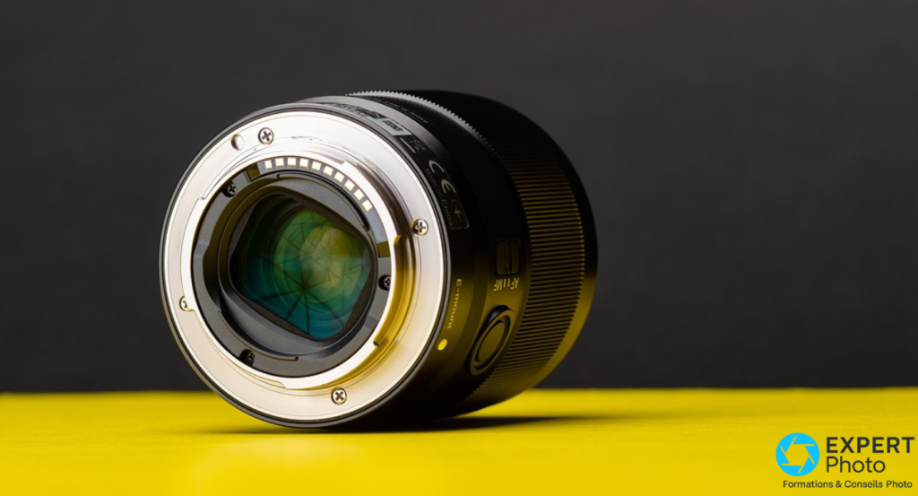 Sony FE 35mm f/1.8 design