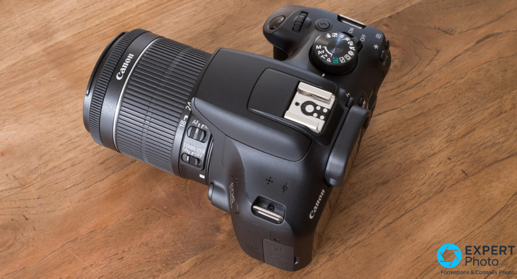 Canon EOS 1300D reflex