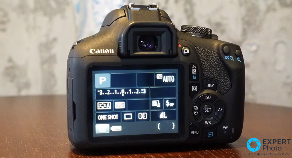 Canon EOS 2000D test