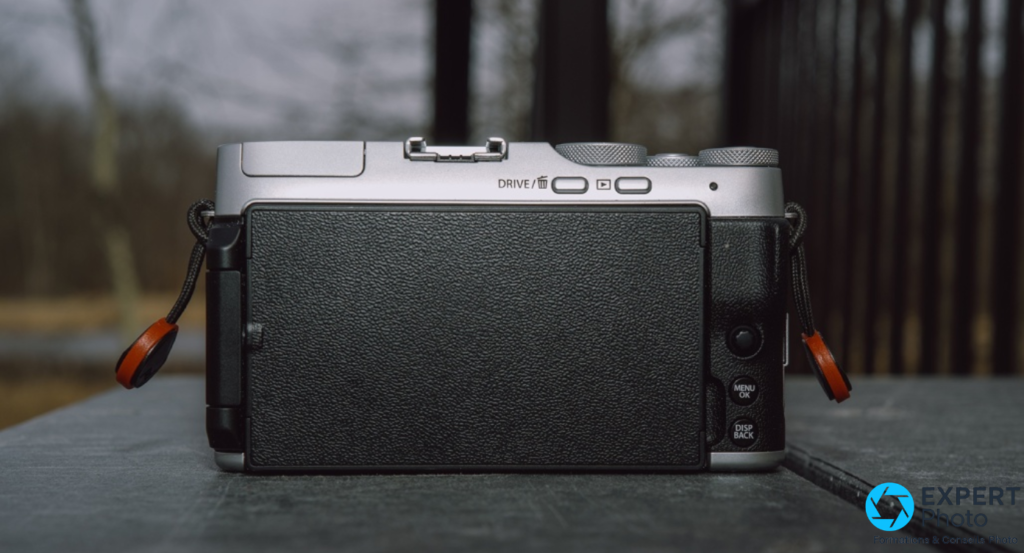 Fujifilm X-A7 design