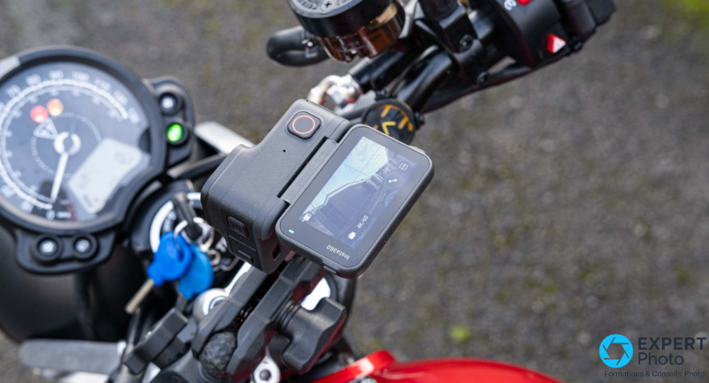 Insta360 Ace Pro moto