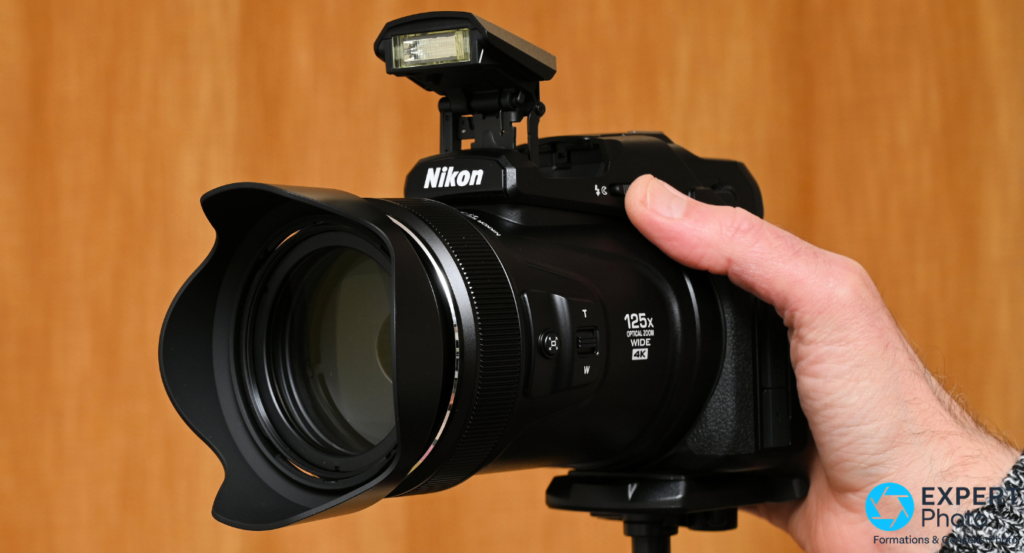 Nikon Coolpix P1100 flash