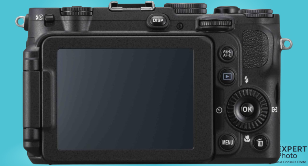 Nikon Coolpix P7700