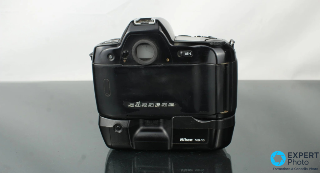 Nikon F90X + 35-70mm image