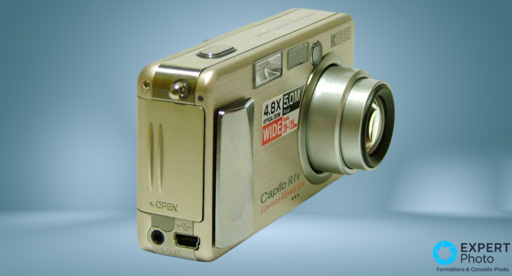 Ricoh Caplio R1V