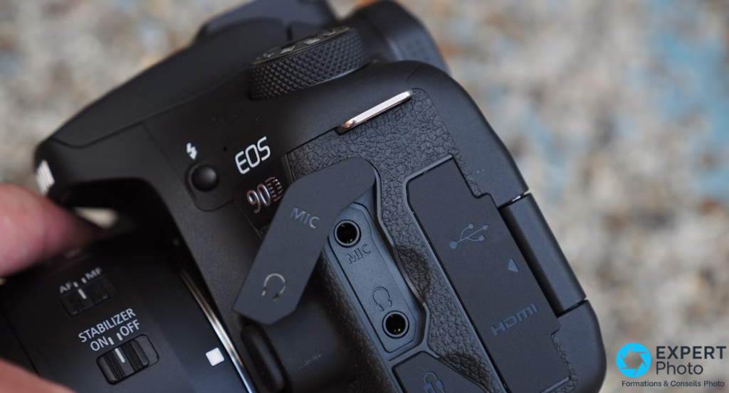 Canon EOS 90D mémoire