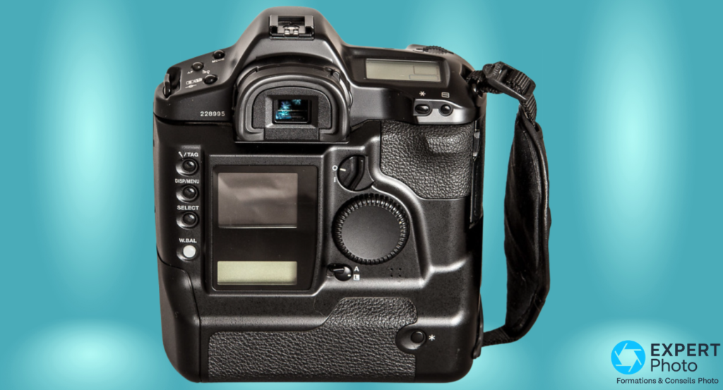 Canon EOS D2000 test