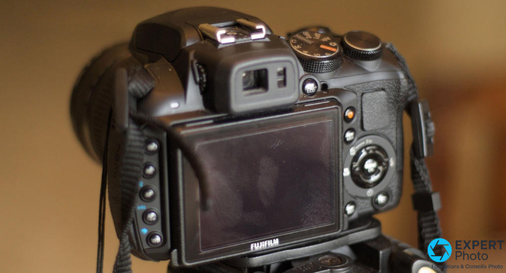 Fujifilm HS25 EXR écran