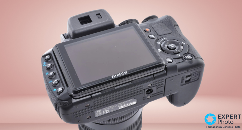 Fujifilm FinePix HS30 EXR avis