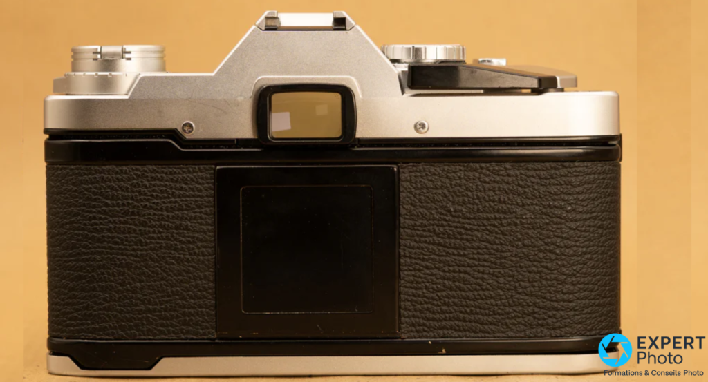 Olympus OM-30 photo
